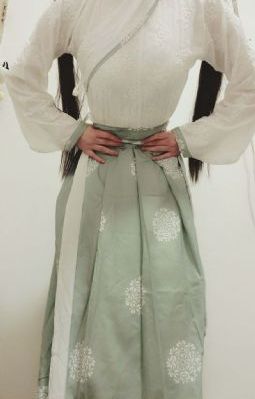 潜行