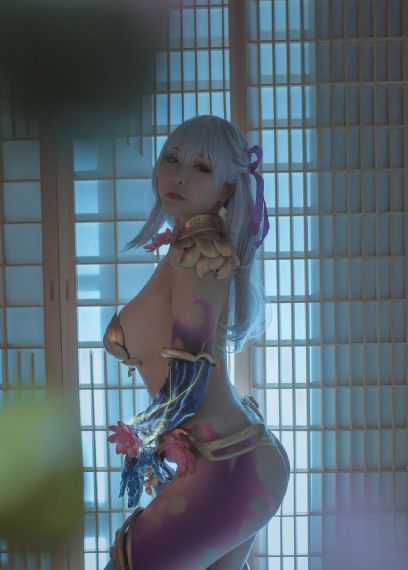 一代女皇艳史版看完正版多少钱啊
